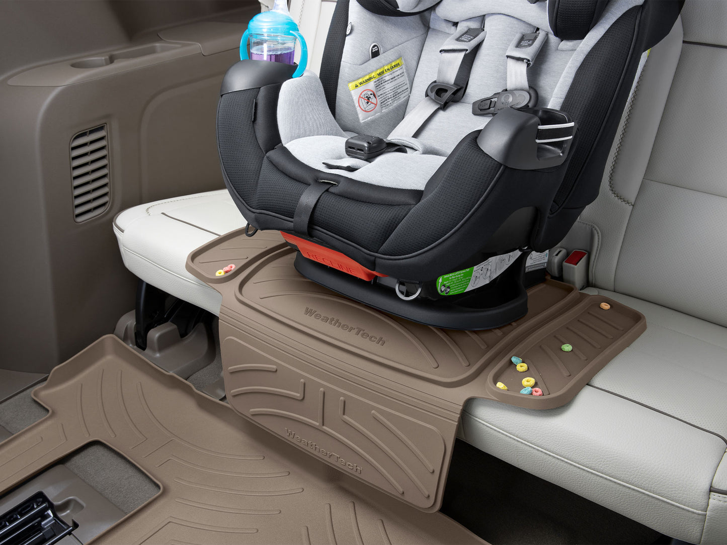 Protector de asiento de seguridad para niños WeatherTech