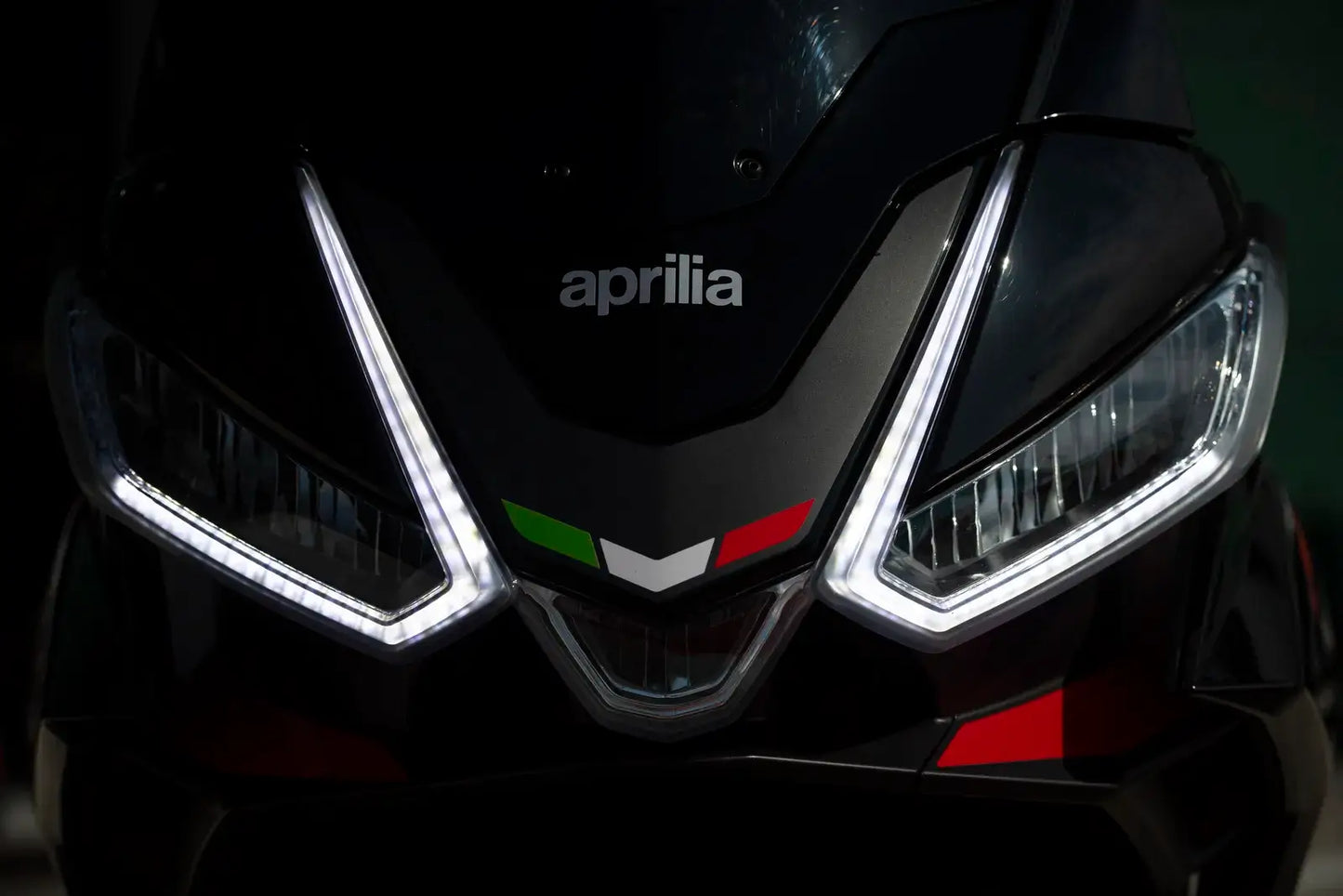 Aprilia Tuono Factory